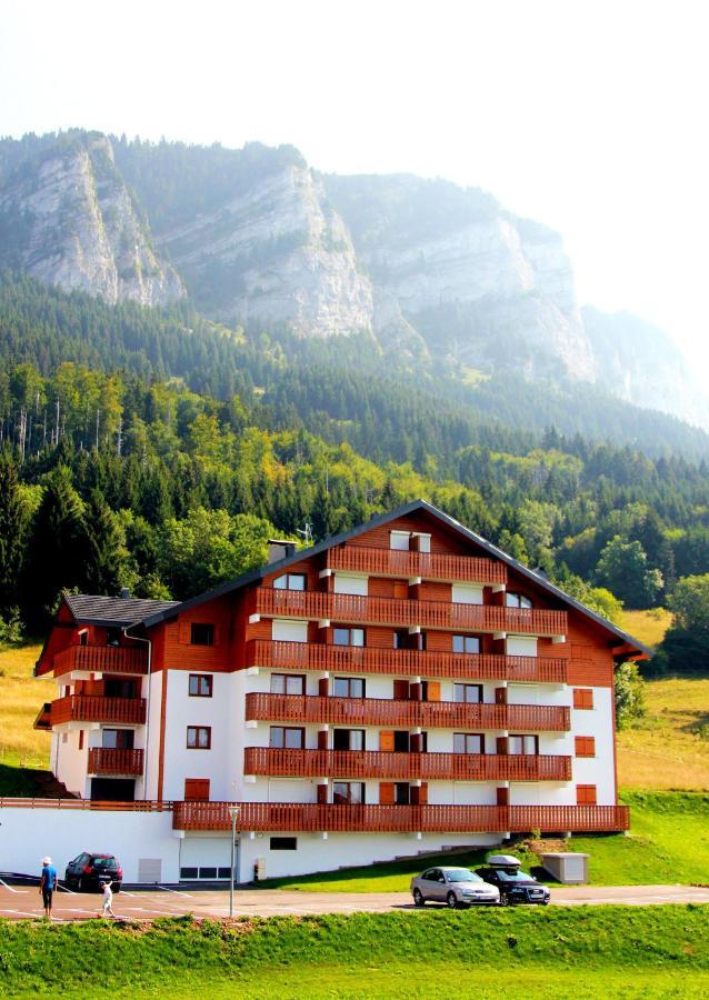 Appartement Confortable A Thollon-Les-Memises Avec Vue Buitenkant foto